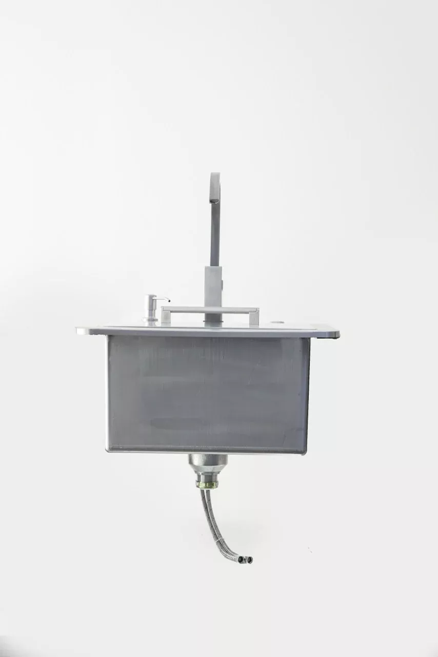 21" Sink & Faucet, Drain, Soap Dispenser